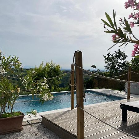 Agriturismo La Ca Veja Monforte D'Alba Eksteriør billede